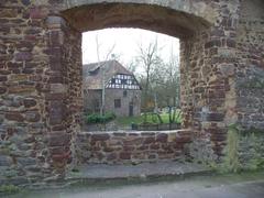 view from Burg Dreieichenhain towards Faselstall