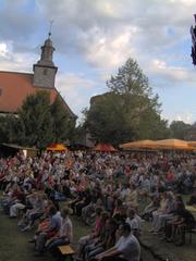 Burg Dreieichenhain with a concert in the castle garden