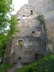 Burg Alt-Windeck ruins with remains of the eastern palace and southeastern bergfried