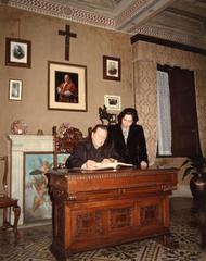 Rafael Caldera and Alicia Pietri visiting Pope John XXIII's birthplace