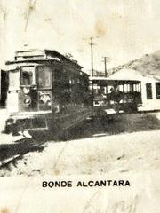 Tram turning in Alcântara neighborhood, São Gonçalo, circa early 1950s