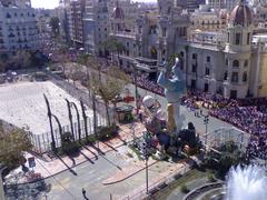 Falla de la Plaza del Ayuntamiento moments before Mascletà 2008