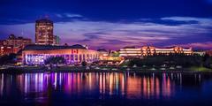 A view of the Canadian Museum of History from Alexandra Bridge