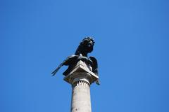 Statue of a lion from the Monument to the Heroes of the Peninsular War in Porto