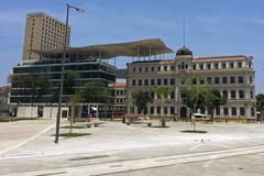 Praça Mauá with Museu de Arte do Rio on the right