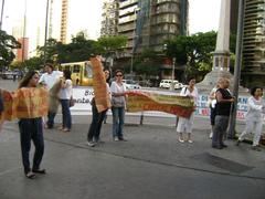 People advocating for animal rights in Praça Sete de Setembro, Belo Horizonte, Brazil.