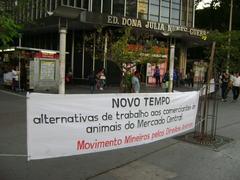 Protest poster in Praça Sete de Setembro, Belo Horizonte against animal sales at Mercado Central