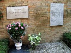 Grave of Peggy Guggenheim in Venice