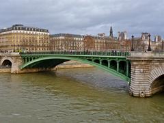 Paris Pont Notre-Dame