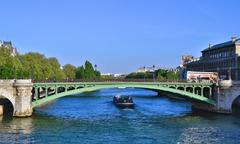 Pont Notre-Dame in Paris at sunset