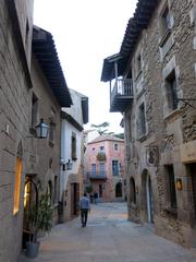 Poble Espanyol, Barcelona, carrer dels Mercaders