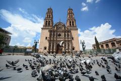 Catedral de Chihuahua at Plaza de las Armas