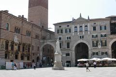 Statue of Dante Alighieri in a park