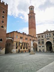 Monument at Piazza Dante in Verona, Italy