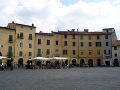 Lucca Piazza dell'Anfiteatro