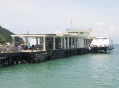 Yung Shue Wan Ferry Pier