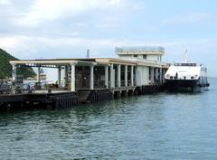 Yung Shue Wan Pier in 2011