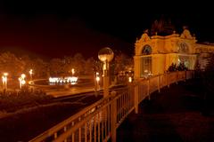 Mariánské Lázně Goethovo náměstí Nightview of Singing Fountain and Spa Colonnade