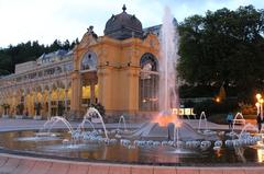 Mariánské Lázně fountain and colonnade