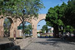 Morelia Aqueduct panoramic view