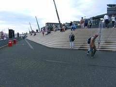 Jan-Fedder-Promenade flood protection and promenade in Hamburg