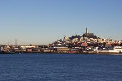 San Francisco skyline with Golden Gate Bridge and boats in the bay