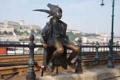 Little Princess Statue in Budapest