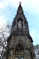 the northern side of the Martyr's Memorial in Oxford