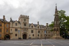 Oxford University building with tourists and students