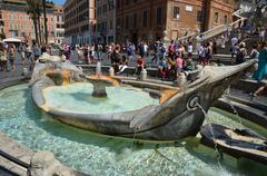 Fontana della Barcaccia in Piazza di Spagna, Rome