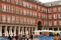 scenic view of Royal Palace of Madrid with surrounding gardens