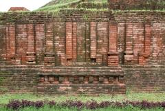 Wall detail below the Chaukhandi Stupa