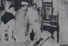 Mahatma Gandhi at Subhash Chandra Bose's bedroom in 1945