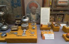 Items of Raja Dinkar Kelkar Museum, Pune