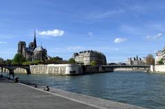 Notre-Dame and Pont Saint-Louis in Paris