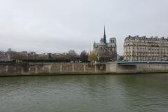 Notre-Dame Cathedral and Pont Saint-Louis in Paris