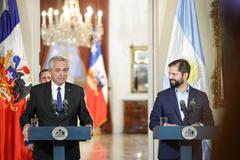 President Alberto Fernández and Chilean President Gabriel Boric at a press conference