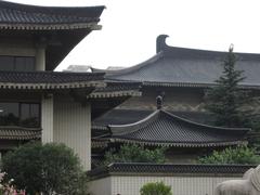 Facade and tiled roof of the Shaanxi History Museum