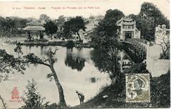 Pagode du Pinceau on the Little Lake, Hanoi