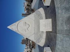 Cranes monument at the western end of Sakurabashi Bridge in Taito