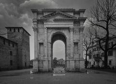 Arco dei Gavi monument in black and white