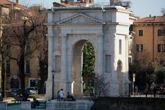 Perspective view of the Arco dei Gavi from Lungadige Campagnola in Verona