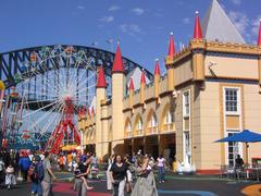 Luna Park entrance