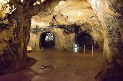 Jeskyně Výpustek cave interior