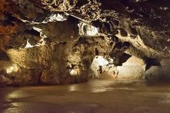 Jeskyně Výpustek cave interior