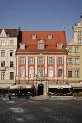 Kamienica Pod Złotym Słońcem in Wrocław's Old Town