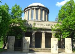 Wytwórnia Filmów Fabularnych building exterior