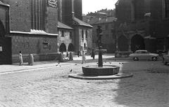 Plac Mariacki with the Virgin Mary Church on the left