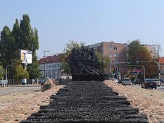 Pomnik Poległym i Pomordowanym na Wschodzie in Warsaw