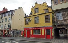 The Royal Mile in Edinburgh with the Edinburgh Museum in view